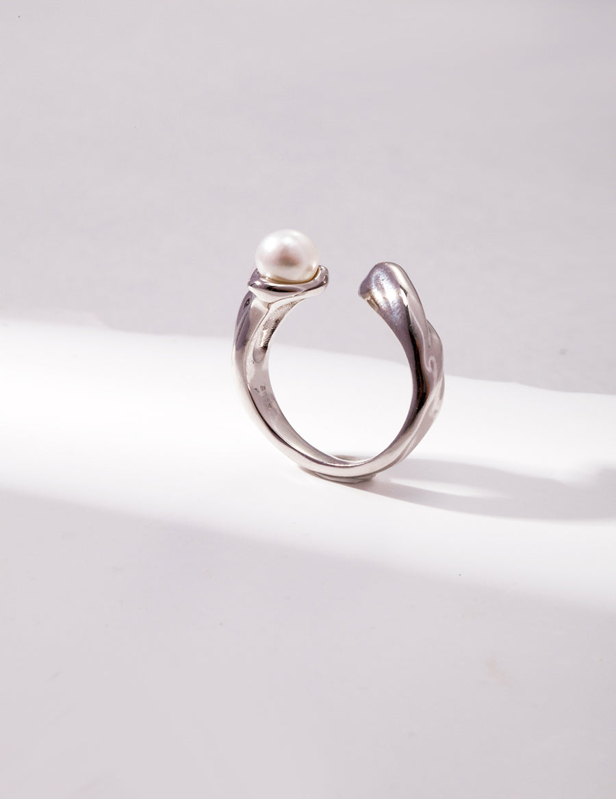 Woman’s pearl’s nest Ring 18k gold plated 925 Silver